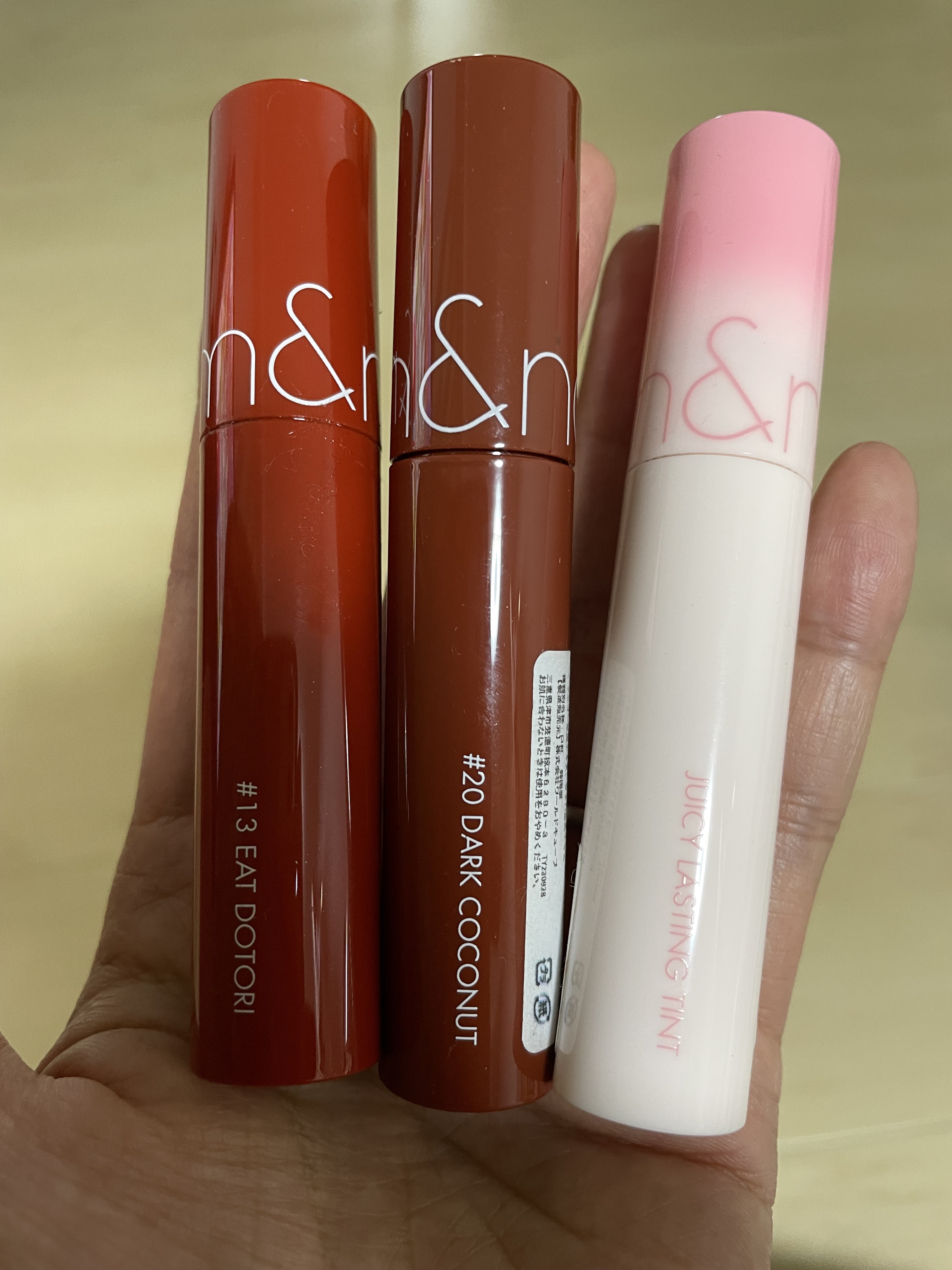 ジューシーラスティングティント/rom&nd/リップティントを使ったクチコミ（1枚目）