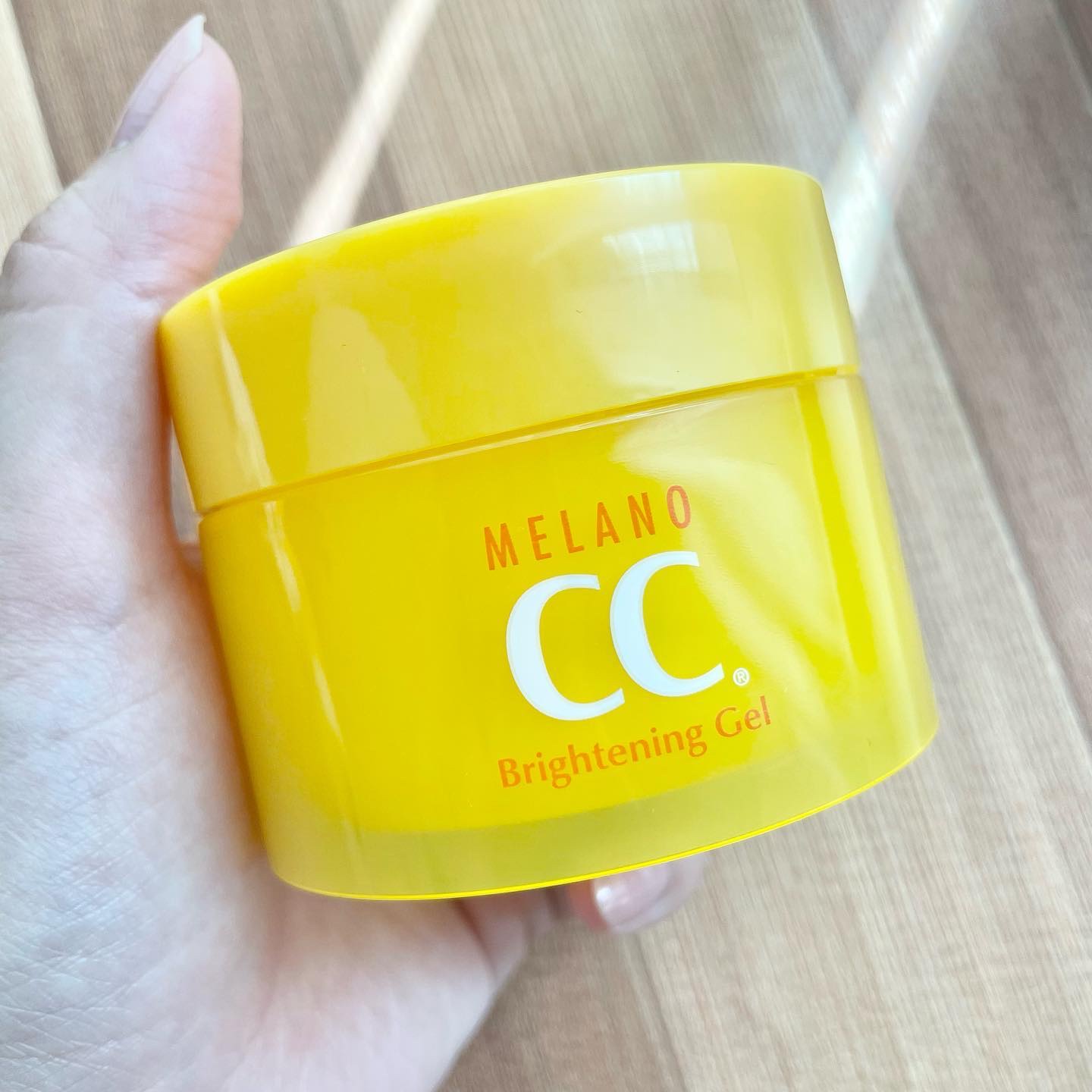 薬用しみ対策美白ジェル/メラノCC/フェイスクリームを使ったクチコミ（2枚目）