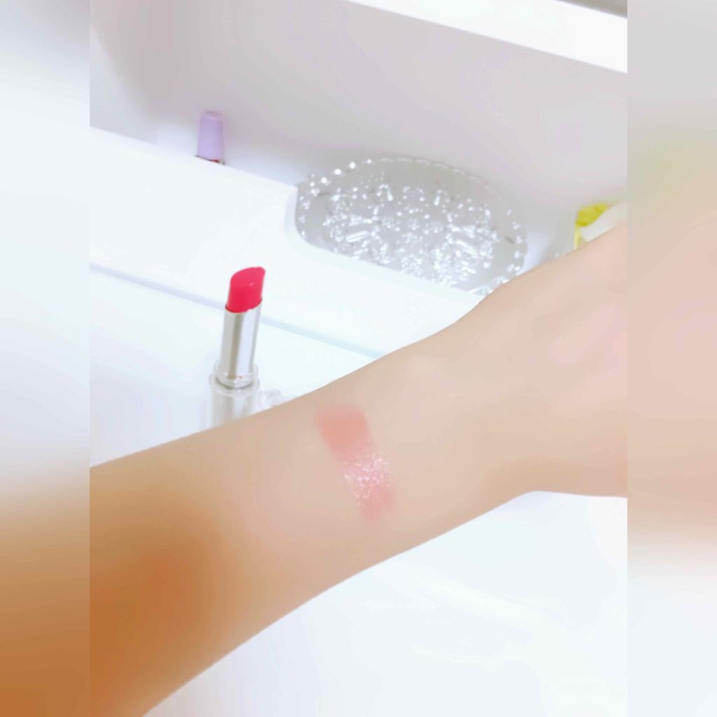 ラスティンググロスリップ/CEZANNE/口紅を使ったクチコミ(2枚目)
