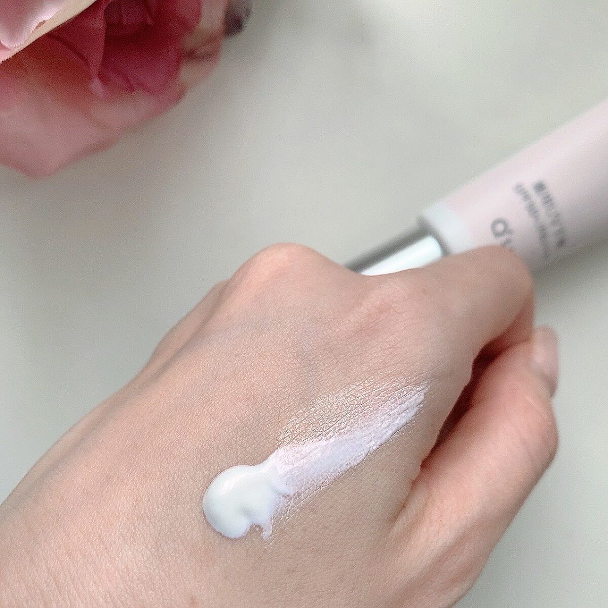 リンクルホワイトトーンアップUVベース/コラリッチ/化粧下地を使ったクチコミ(3枚目)