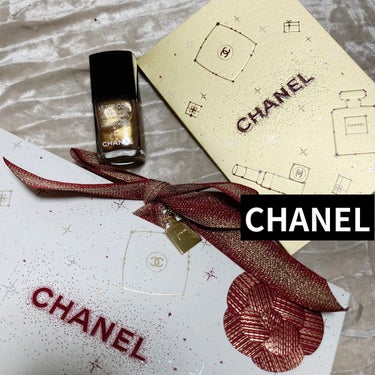 CHANEL ル トップ コートのクチコミ「CHANEL
ル トップ コート
347　エトワレ

CHANELのホリデー🥰💕
トップコート.....」（1枚目）