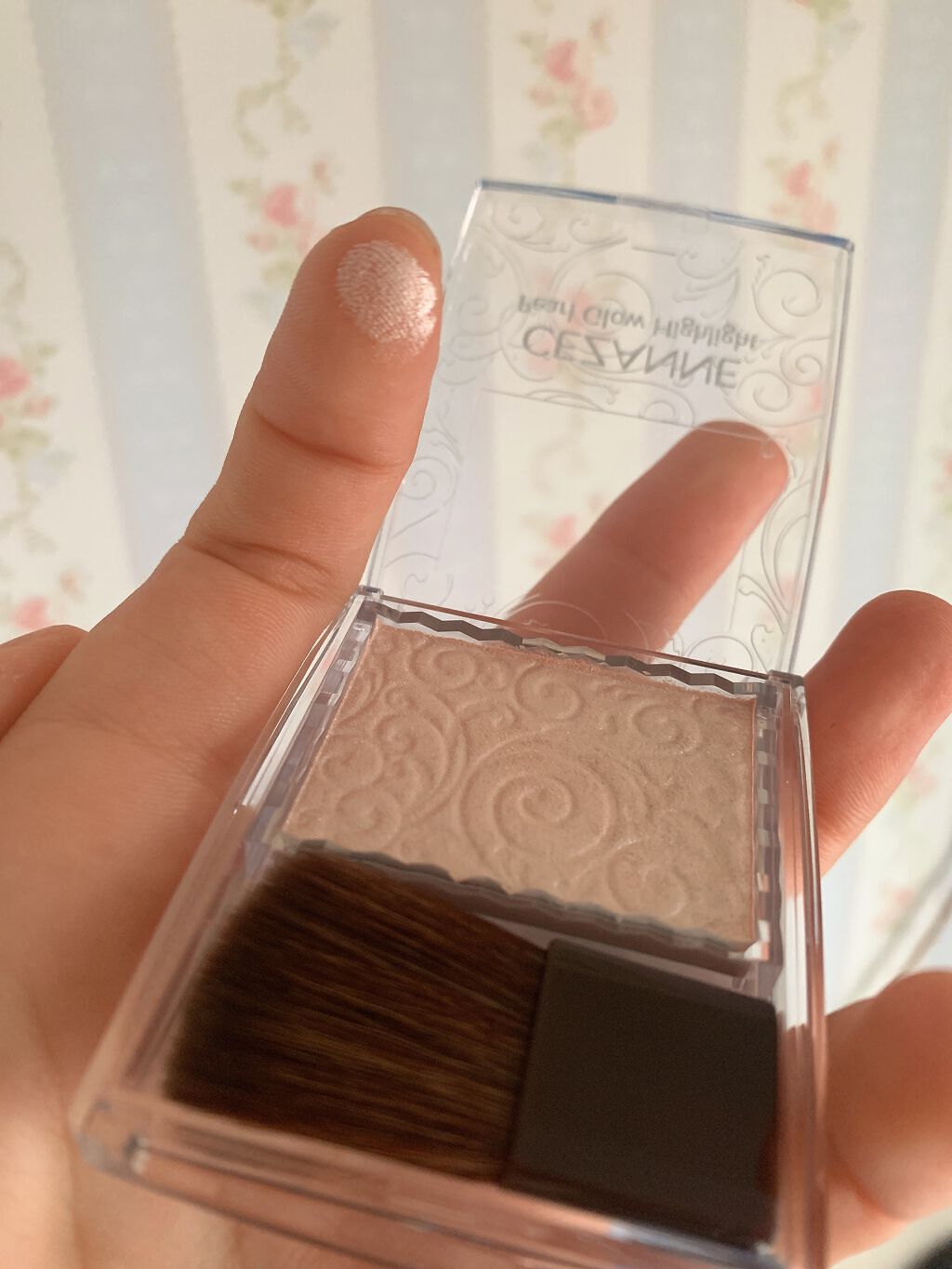 パールグロウハイライト/CEZANNE/パウダーハイライトを使ったクチコミ（3枚目）