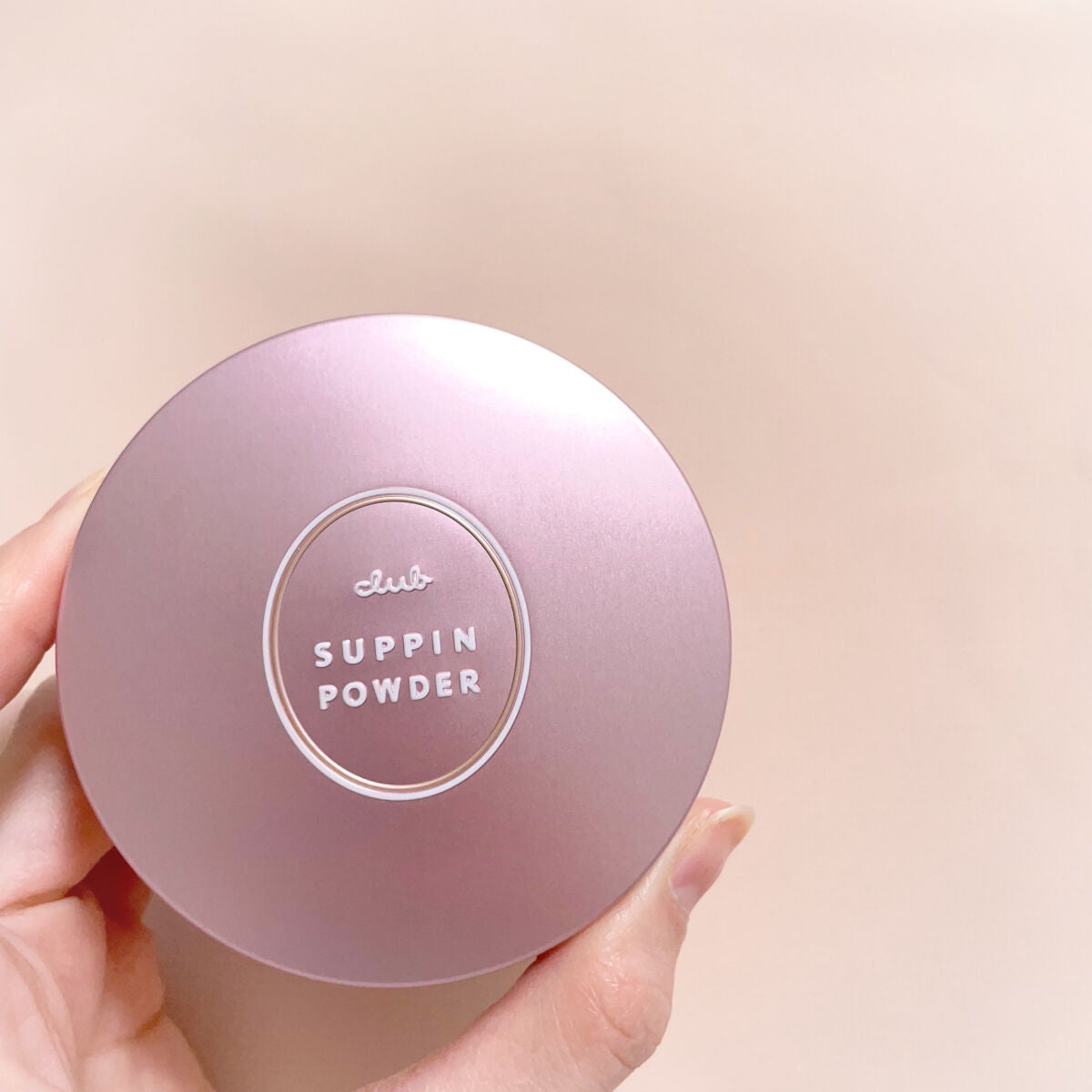 すっぴんパウダーC パステルローズの香り/クラブ/プレストパウダーを使ったクチコミ(2枚目)