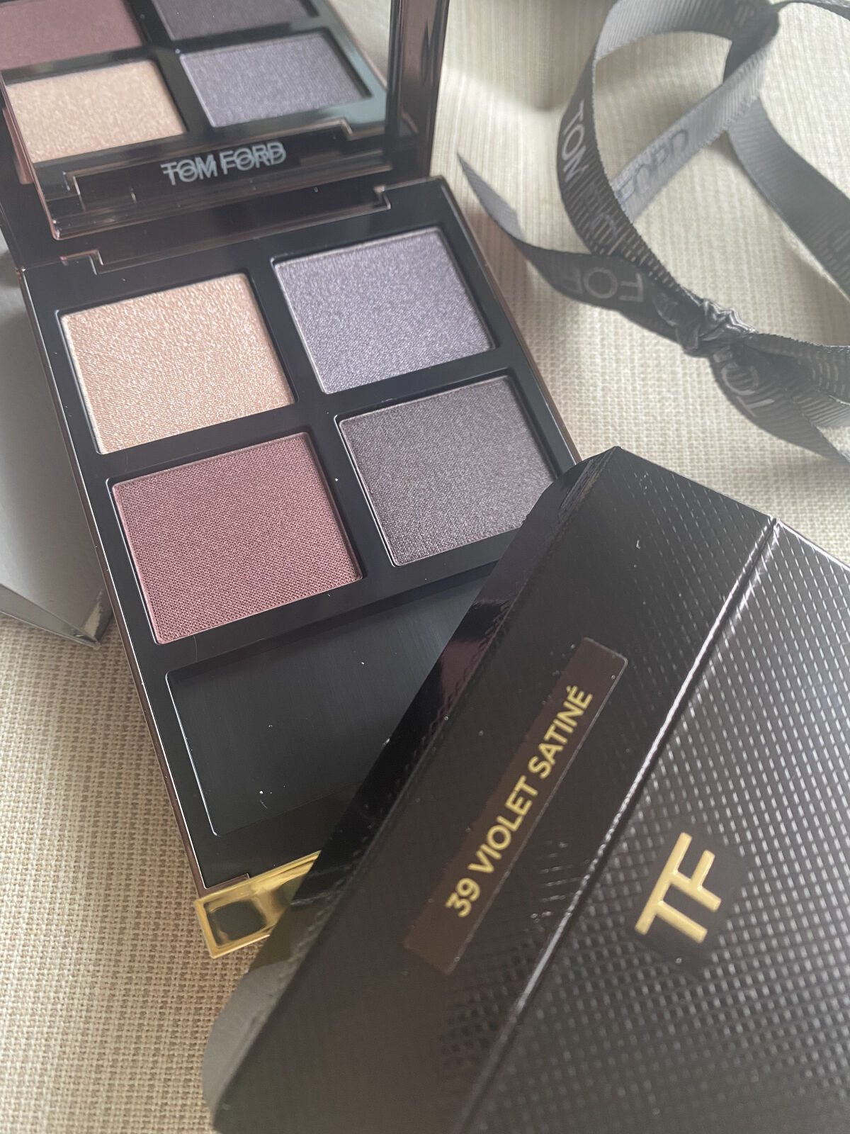 アイ カラー クォード C39 バイオレット サテン/TOM FORD BEAUTY/アイシャドウパレットを使ったクチコミ（1枚目）