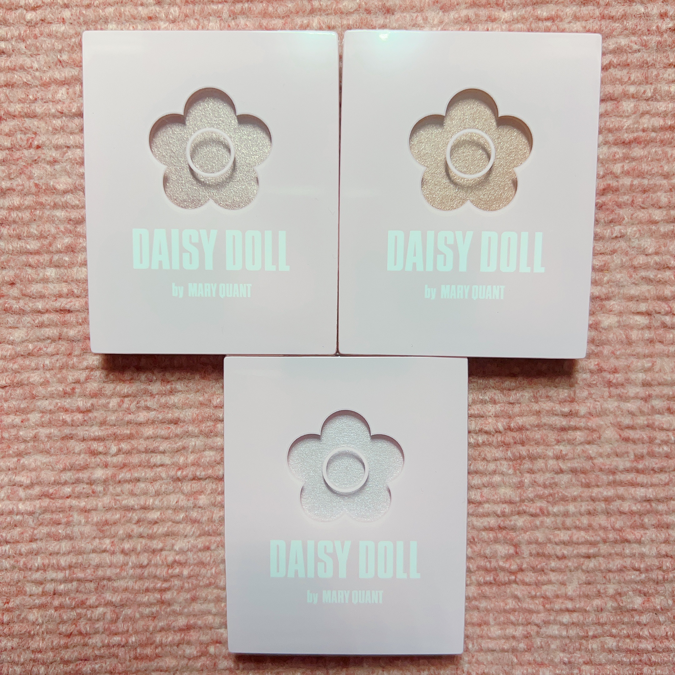 パウダーブラッシュ/DAISY DOLL by MARY QUANT/パウダーチークを使ったクチコミ（1枚目）