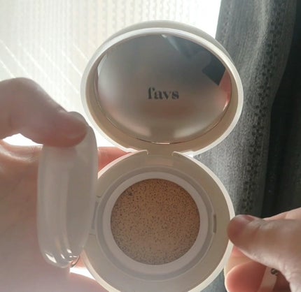 カーミンググロウアップクッションファンデーション/favs/リキッドファンデーションを使ったクチコミ(2枚目)