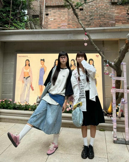 ひとみ on LIPS 「友達と会うのが楽しみです#コーデ#韓国コーデ#韓国ファッション..」(1枚目)