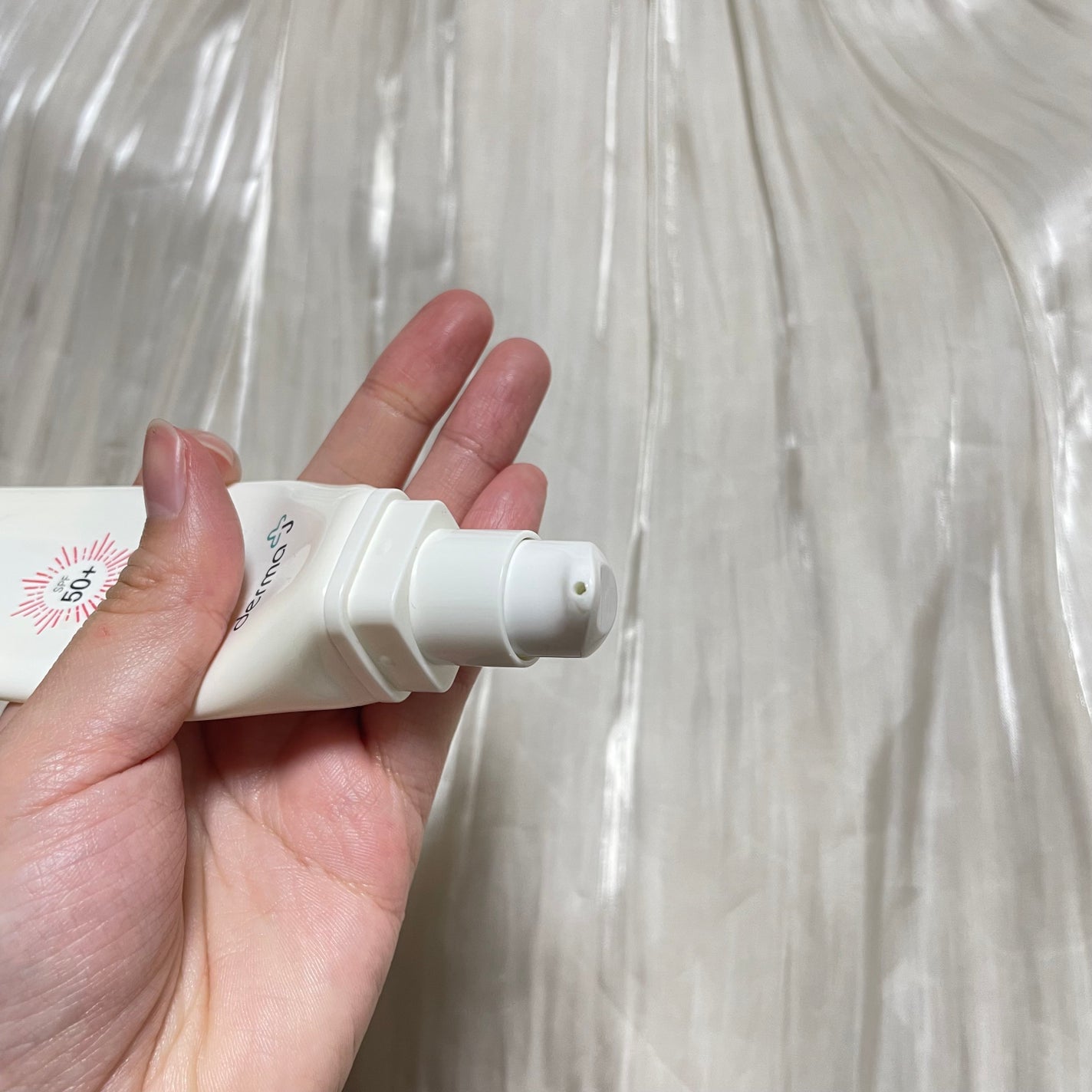 サンクリーム+/ DermaJ/日焼け止めクリームを使ったクチコミ(3枚目)