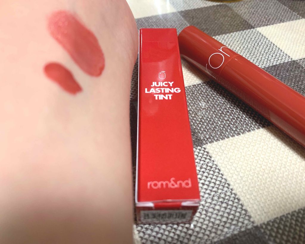 ジューシーラスティングティント/rom&nd/リップティントを使ったクチコミ(1枚目)