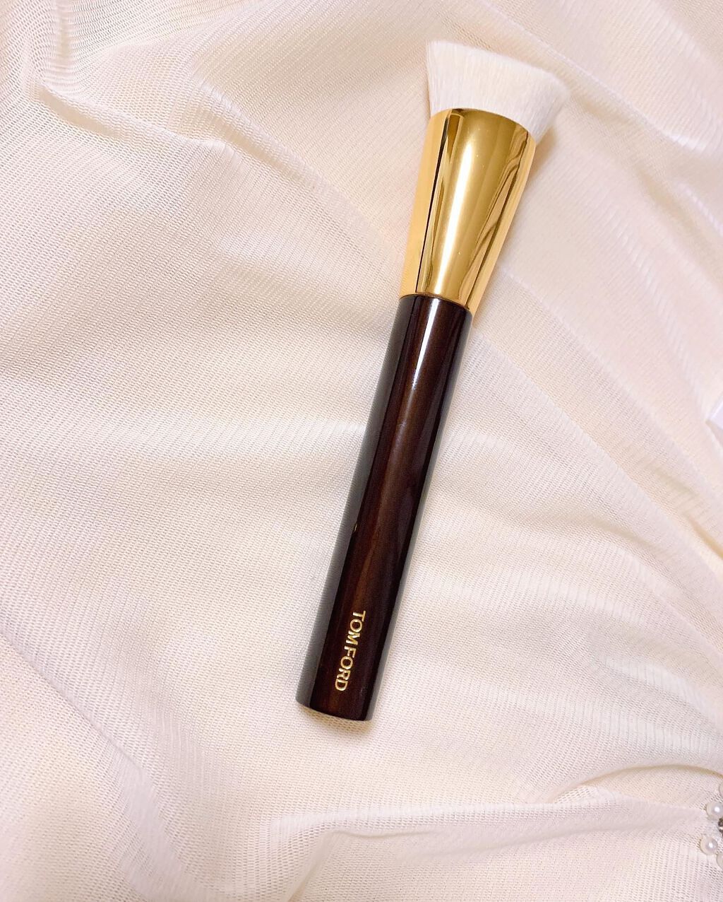 シェイド アンド イルミネイト ソフト ラディアンス ファンデーション SPF 50 2.0 バフ/TOM FORD BEAUTY/リキッドファンデーションを使ったクチコミ（3枚目）