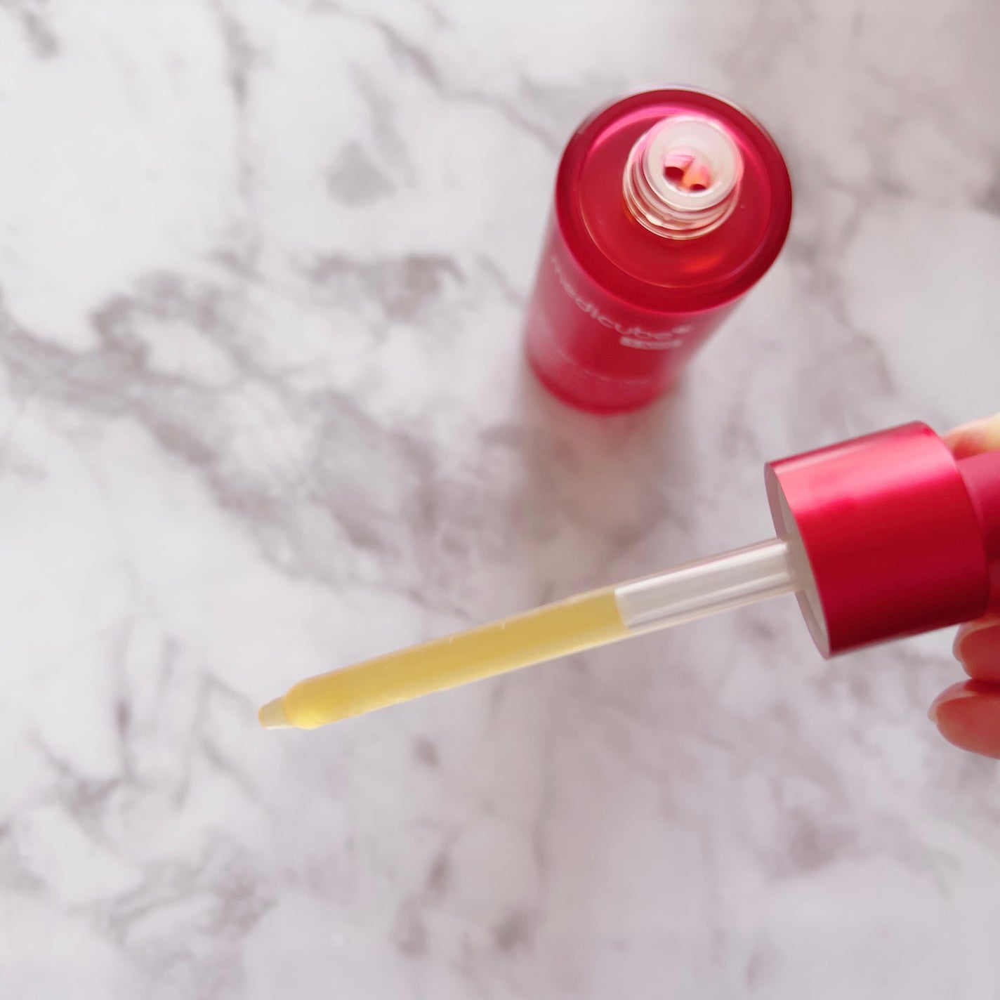 レッドアクネピーリングセラム/MEDICUBE/美容液を使ったクチコミ(2枚目)