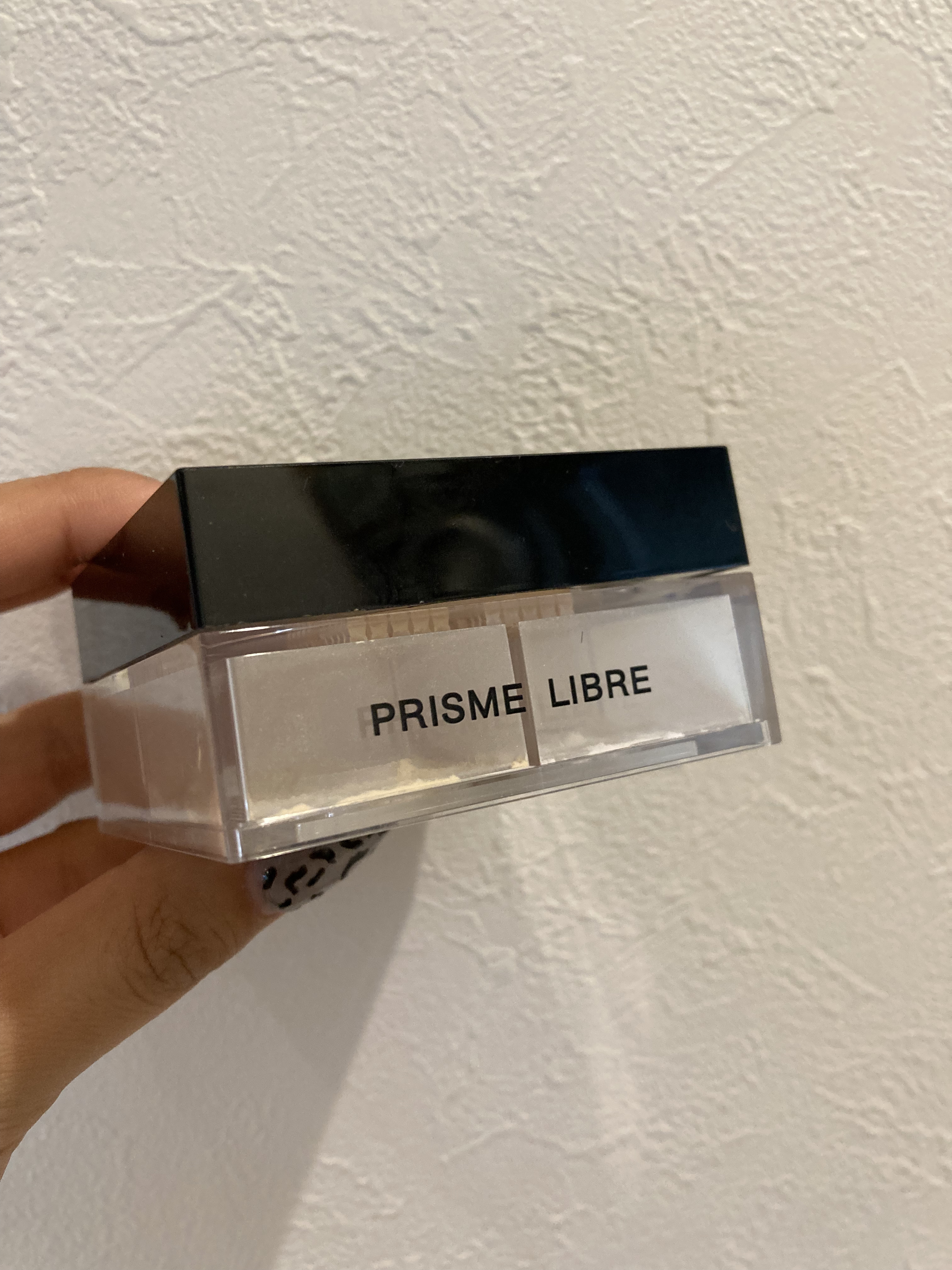 プリズム・リーブル No.2 ホワイト・サテン/GIVENCHY/ルースパウダーを使ったクチコミ（1枚目）