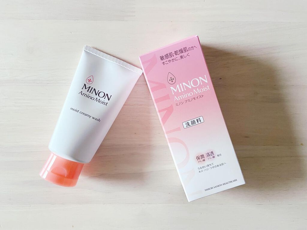 .
ずっと気になっていた
ミノンの【アミノモイスト モイストクリーミィ ウォッシュ】を使ってみました！

◎特徴
キメ細かいクリーム泡がゆらいだ肌を包みながらやさしく汚れを落とすペースト状洗顔料です！

◎テクスチャ
チューブからだすと少し