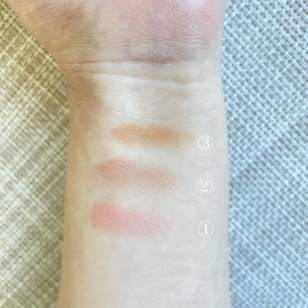 セルヴォーク ヴォランタリー アイズ/Celvoke/単色アイシャドウを使ったクチコミ(3枚目)