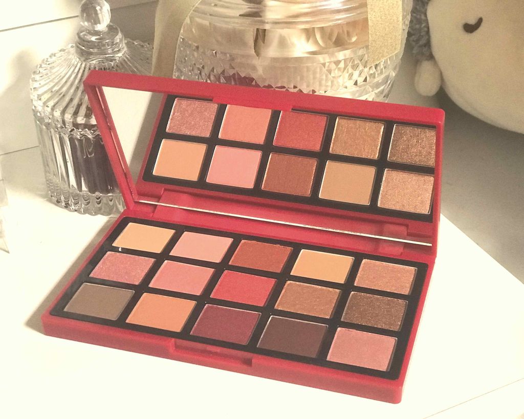 プレイカラーアイパレット ベストラブ/ETUDE/アイシャドウパレットを使ったクチコミ(2枚目)