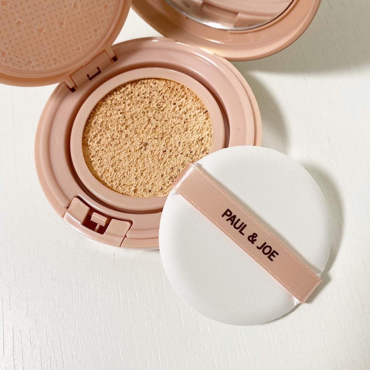 シースルー ヴェール コンパクト/PAUL & JOE BEAUTE/ファンデーションを使ったクチコミ(2枚目)