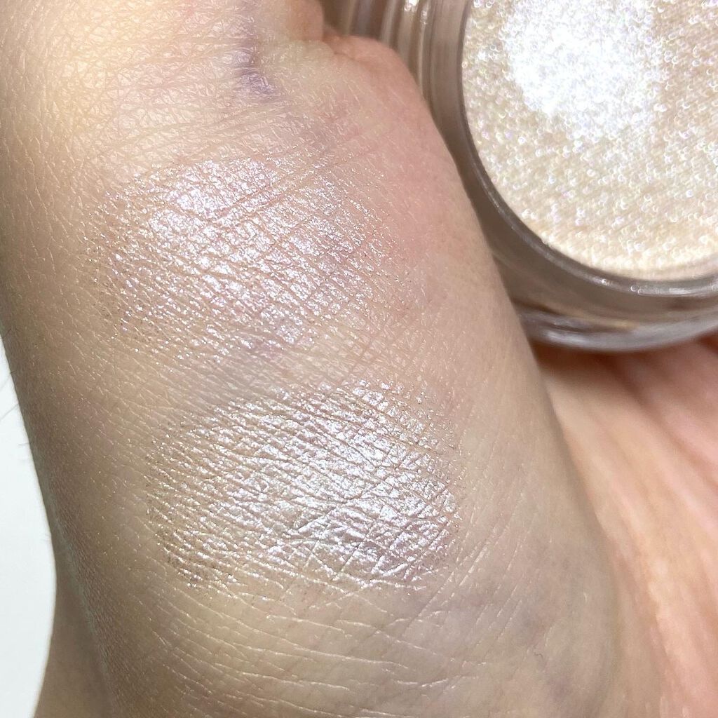 アイズ トゥ キル ステラー アイシャドウ 6/ジョルジオ アルマーニ ビューティ/ジェル・クリームアイシャドウを使ったクチコミ（3枚目）