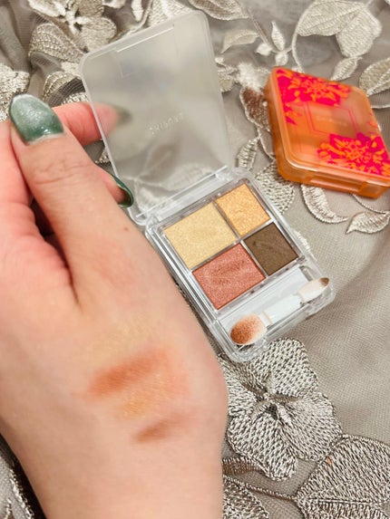 グラデーション アイシャドウ/ちふれ/アイシャドウパレットを使ったクチコミ(4枚目)