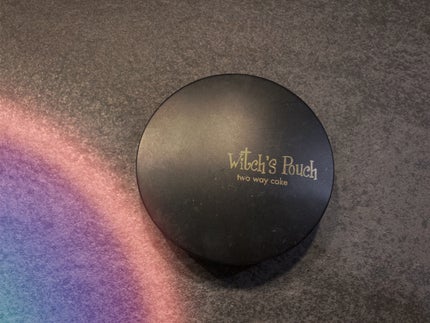 ベルベットトゥーウェイケーキ/Witch's Pouch/プレストパウダーを使ったクチコミ(1枚目)