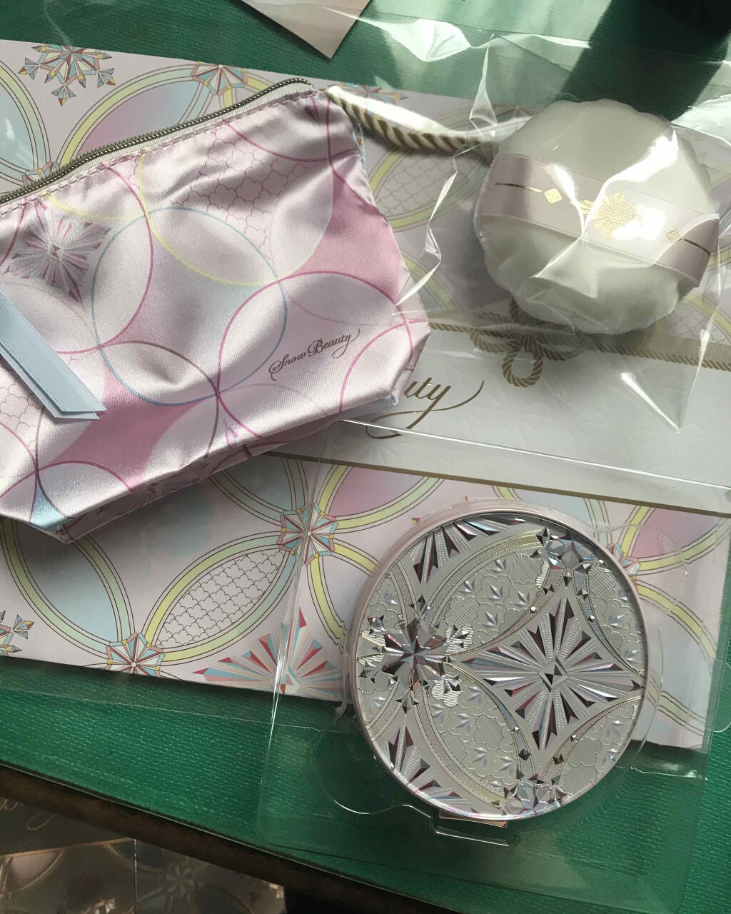 スノービューティー ホワイトニング フェイスパウダー 2020/スノービューティー/プレストパウダーを使ったクチコミ(1枚目)