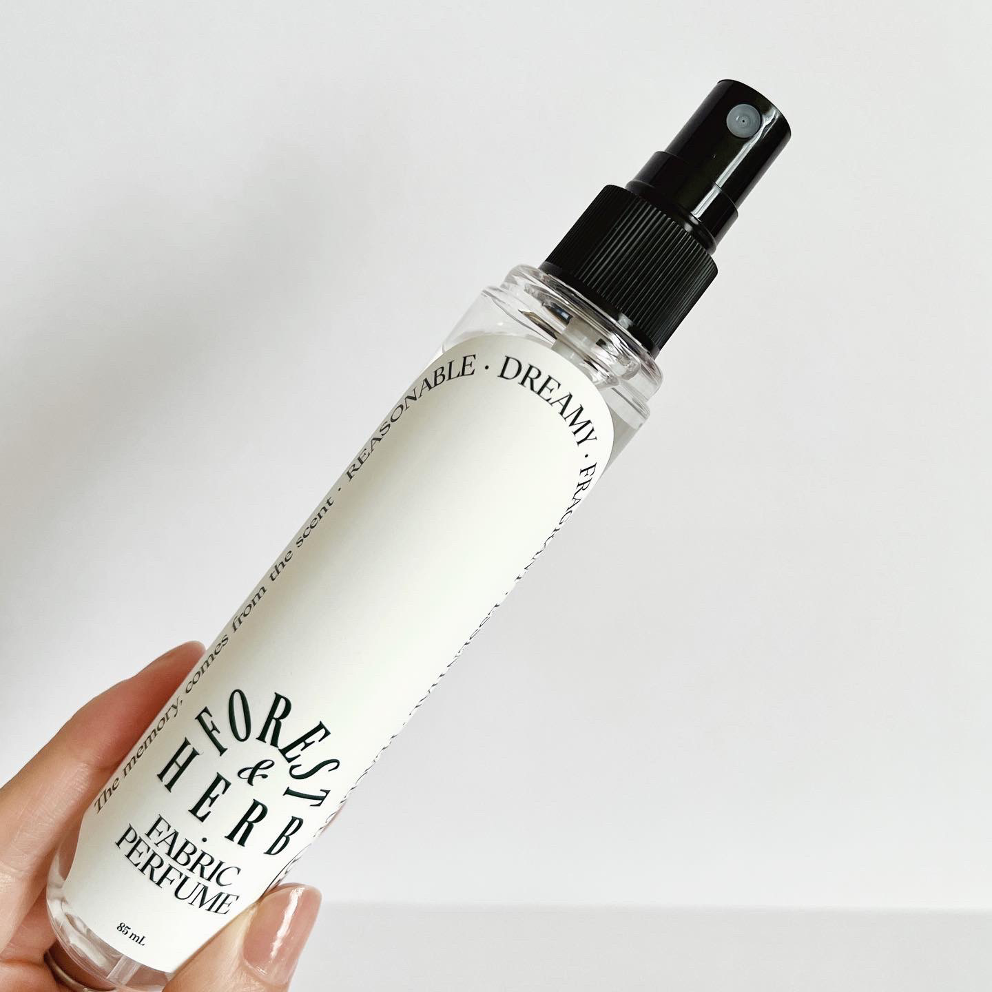 ファブリックパフューム（フォーレストハーブ）/odiD/ルームフレグランスを使ったクチコミ（2枚目）