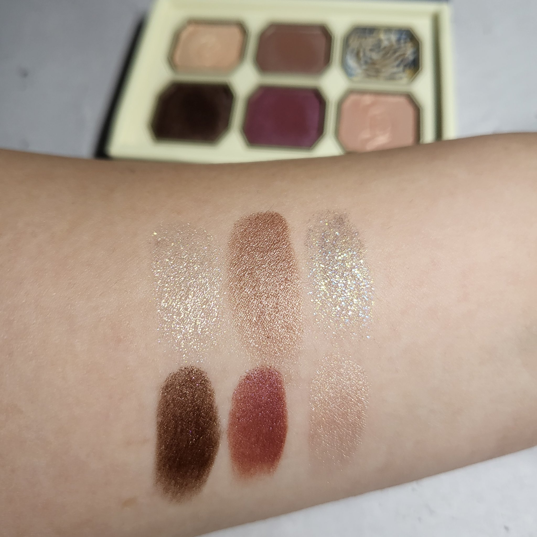 絵画アイシャドウパレット 08 星月夜 シナモロール コラボ/MilleFée/アイシャドウパレットを使ったクチコミ（3枚目）