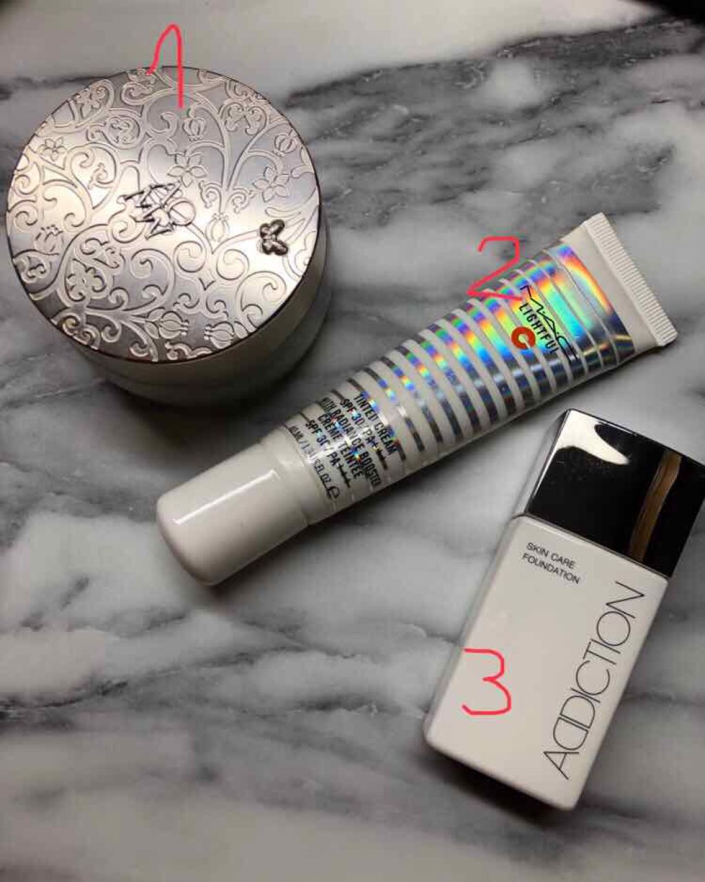 ライトフル C+ ティンティッド クリーム SPF 30 ライト/M・A・C/化粧下地を使ったクチコミ（1枚目）