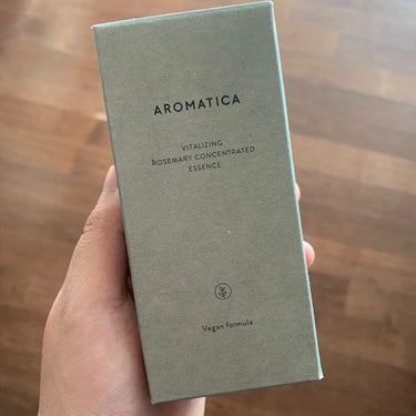 AROMATICA ローズマリーコンセントレイテッドエッセンスのクチコミ「アロマティカ Aromatica
ローズマリーコンセントレイテッドエッセンス 100ml
.....」（2枚目）