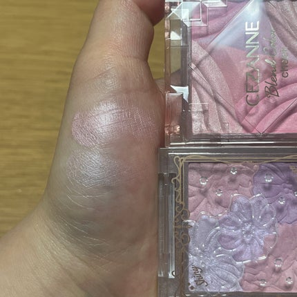 グロウフルールチークス(ブレンドタイプ)/キャンメイク/パウダーチークを使ったクチコミ(4枚目)