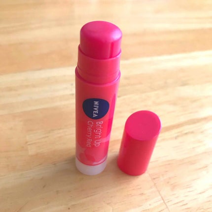 モイストピュアカラーリップ/ニベア/リップクリームを使ったクチコミ(1枚目)