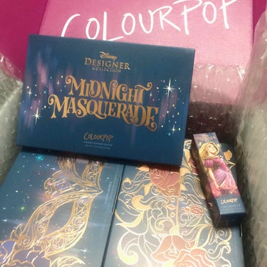 ColourPop ミッドナイト マスカレード シリーズ ラックス リキッド リップのクチコミ「さてさて、カラポ開封の儀がとうとう最終章になりました。

チークがどうしても私の肌では浮いてし.....」（3枚目）