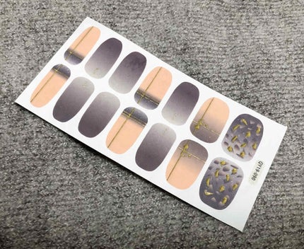 ネイルシール/Qoo10/ネイルシールを使ったクチコミ(1枚目)