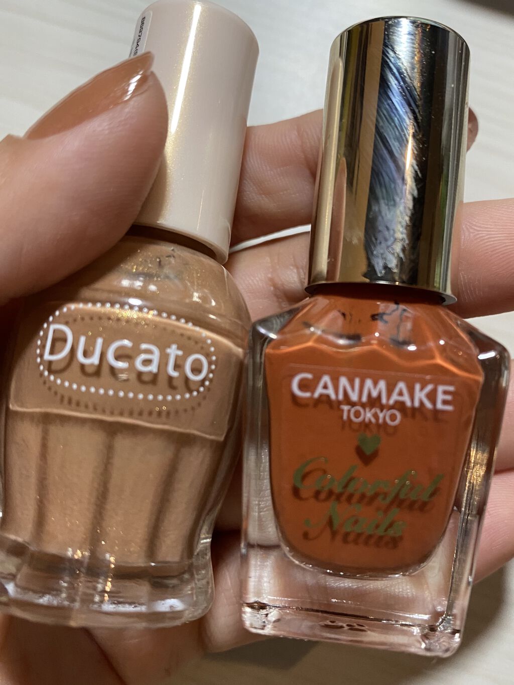 ナチュラルネイルカラーN 127 Silky gold/デュカート/マニキュアを使ったクチコミ（3枚目）