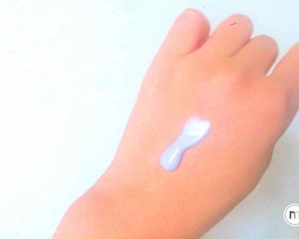 パラソーラ イルミスキン UVエッセンス N(旧品)/パラソーラ/日焼け止め・UVケアを使ったクチコミ(2枚目)