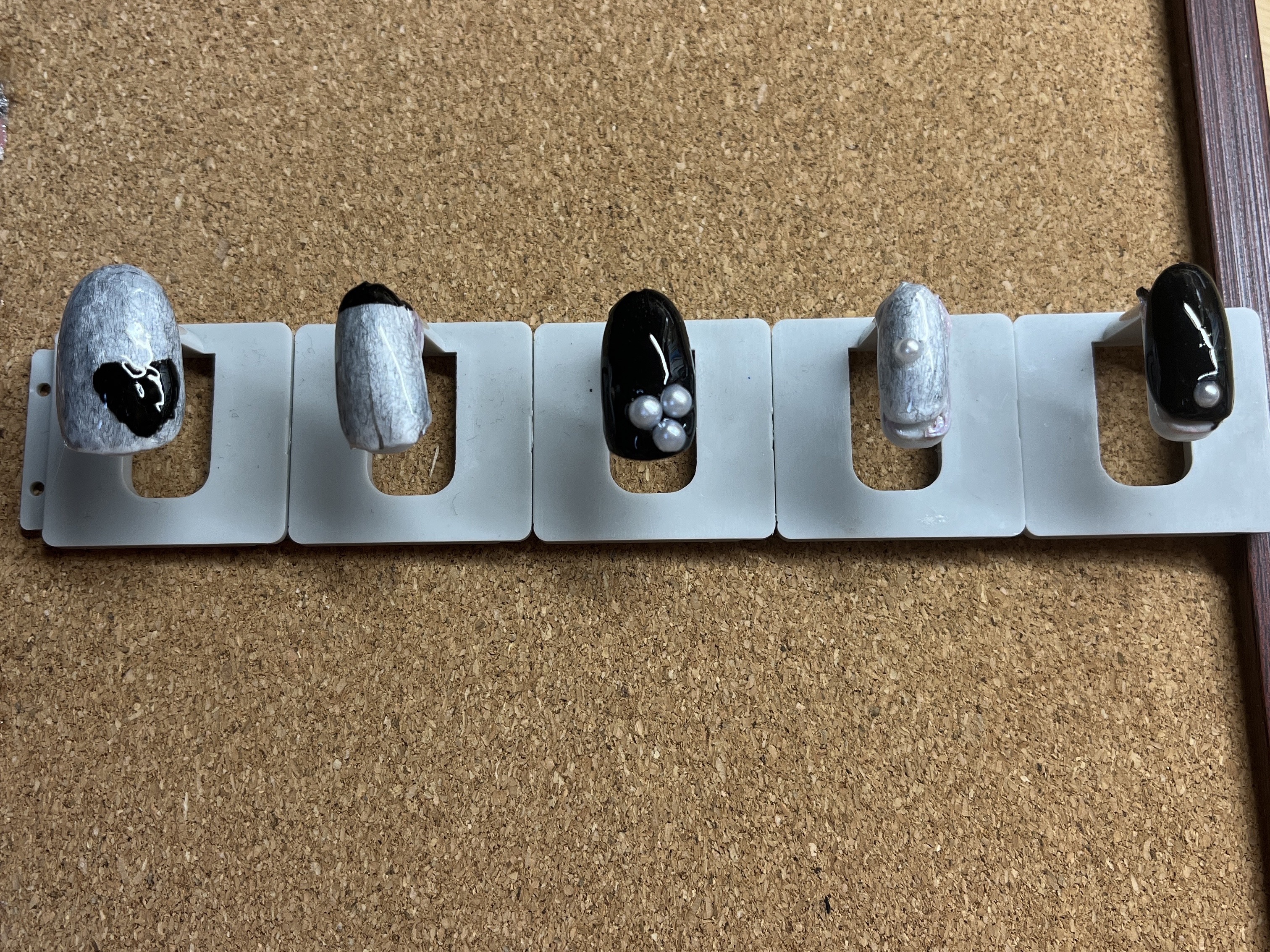 ジェルネイルDA 49 フラッフィー シルバー/IDATE/ジェルネイルを使ったクチコミ（1枚目）