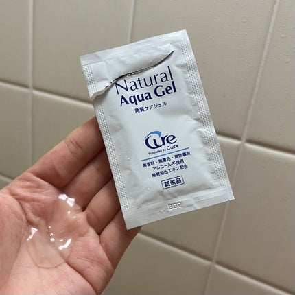 ナチュラルアクアジェル/Cure/ピーリングを使ったクチコミ(4枚目)