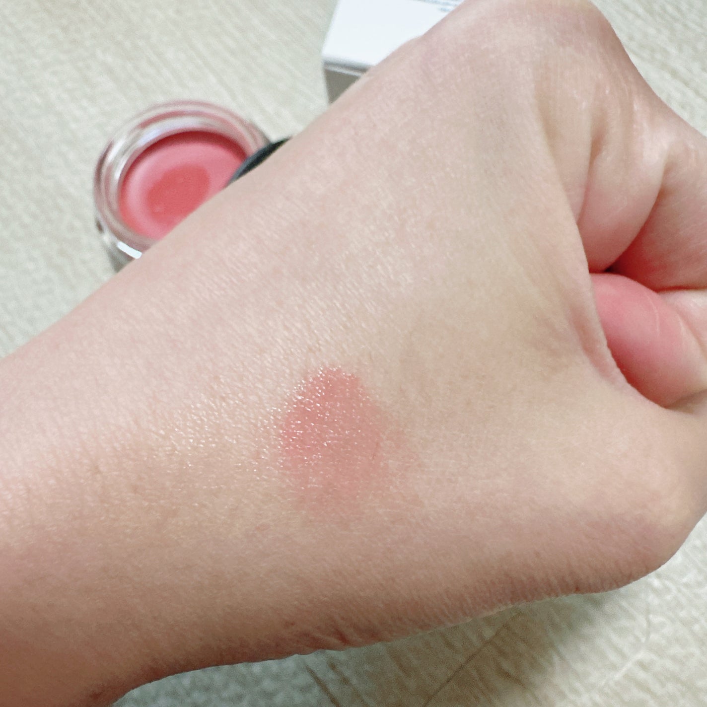 リップ&チーク ボーム N°1 ドゥ シャネル/CHANEL/口紅を使ったクチコミ(3枚目)