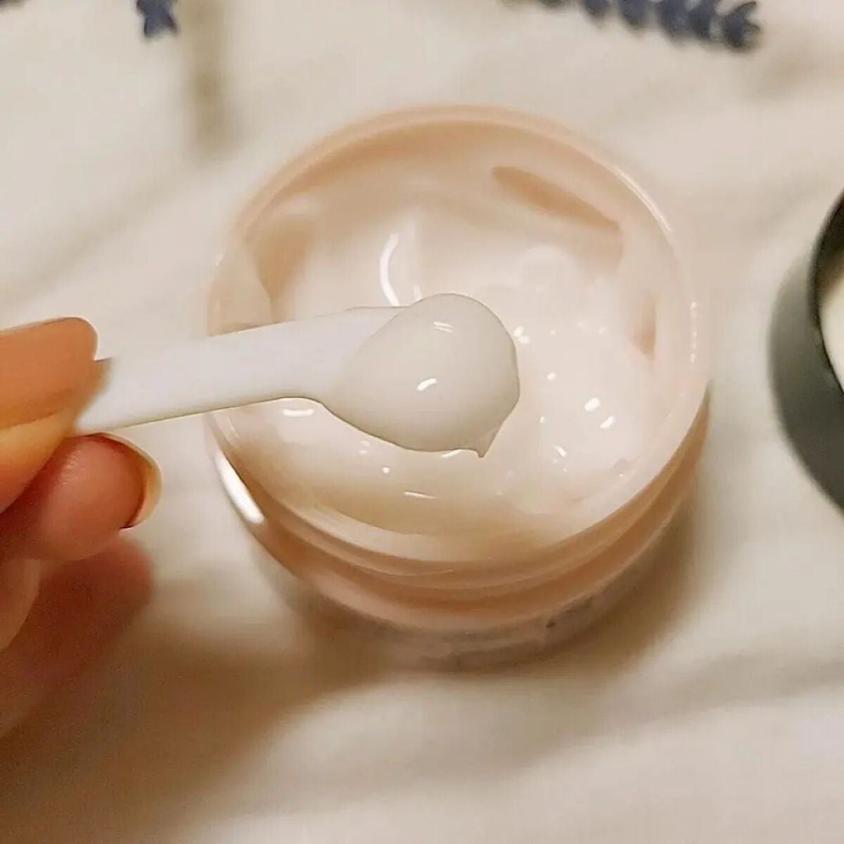 メディリフト ニードルリフトクリーム/YA-MAN TOKYO JAPAN/フェイスクリームを使ったクチコミ(2枚目)