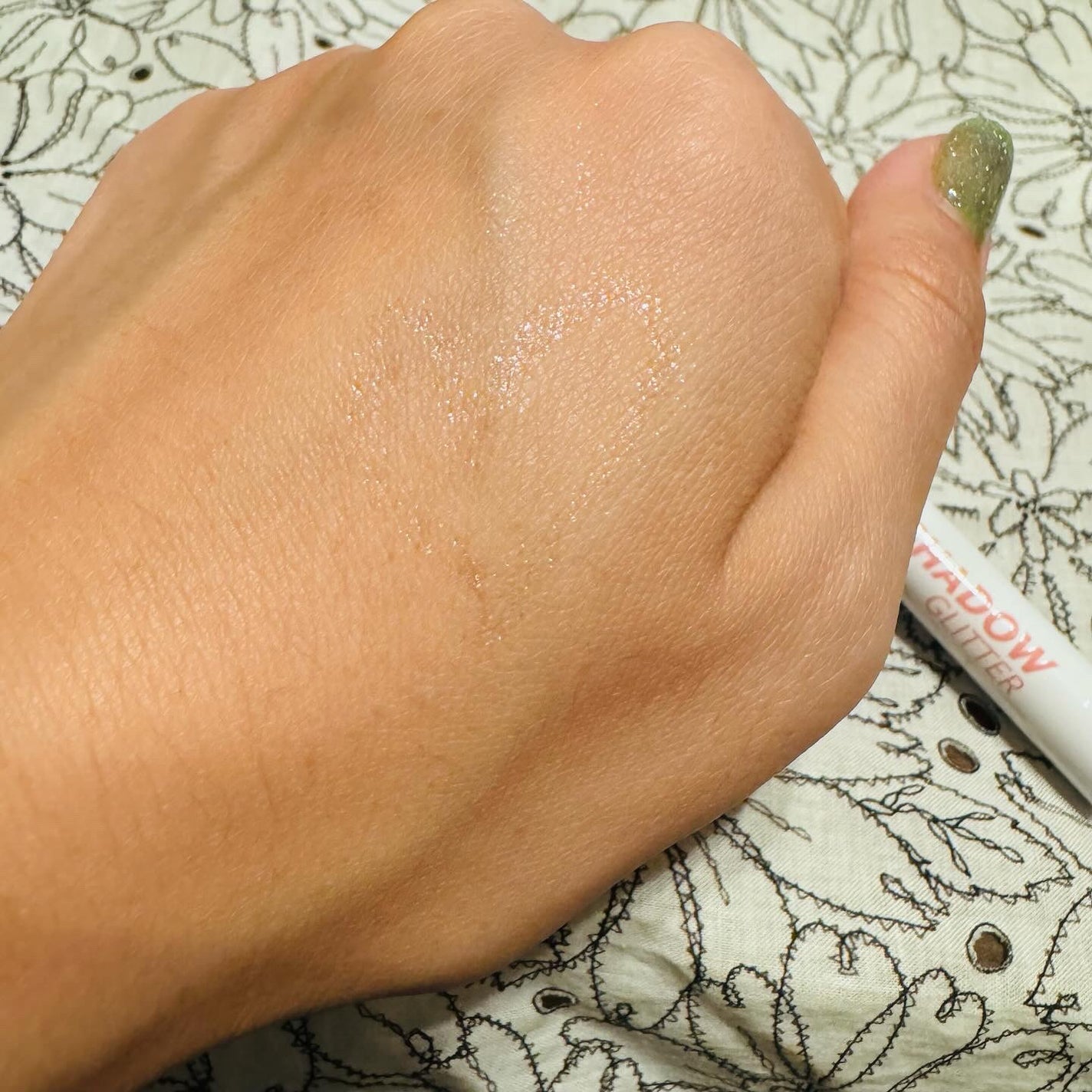 i'm Stick Shadow Glitterr/i’m meme/スティックアイシャドウを使ったクチコミ(3枚目)