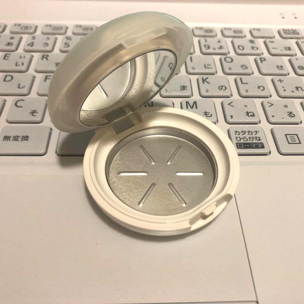 アクメディカ 薬用 オイルコントロールパウダーWH クリア/ナリスアップ/プレストパウダーを使ったクチコミ(2枚目)