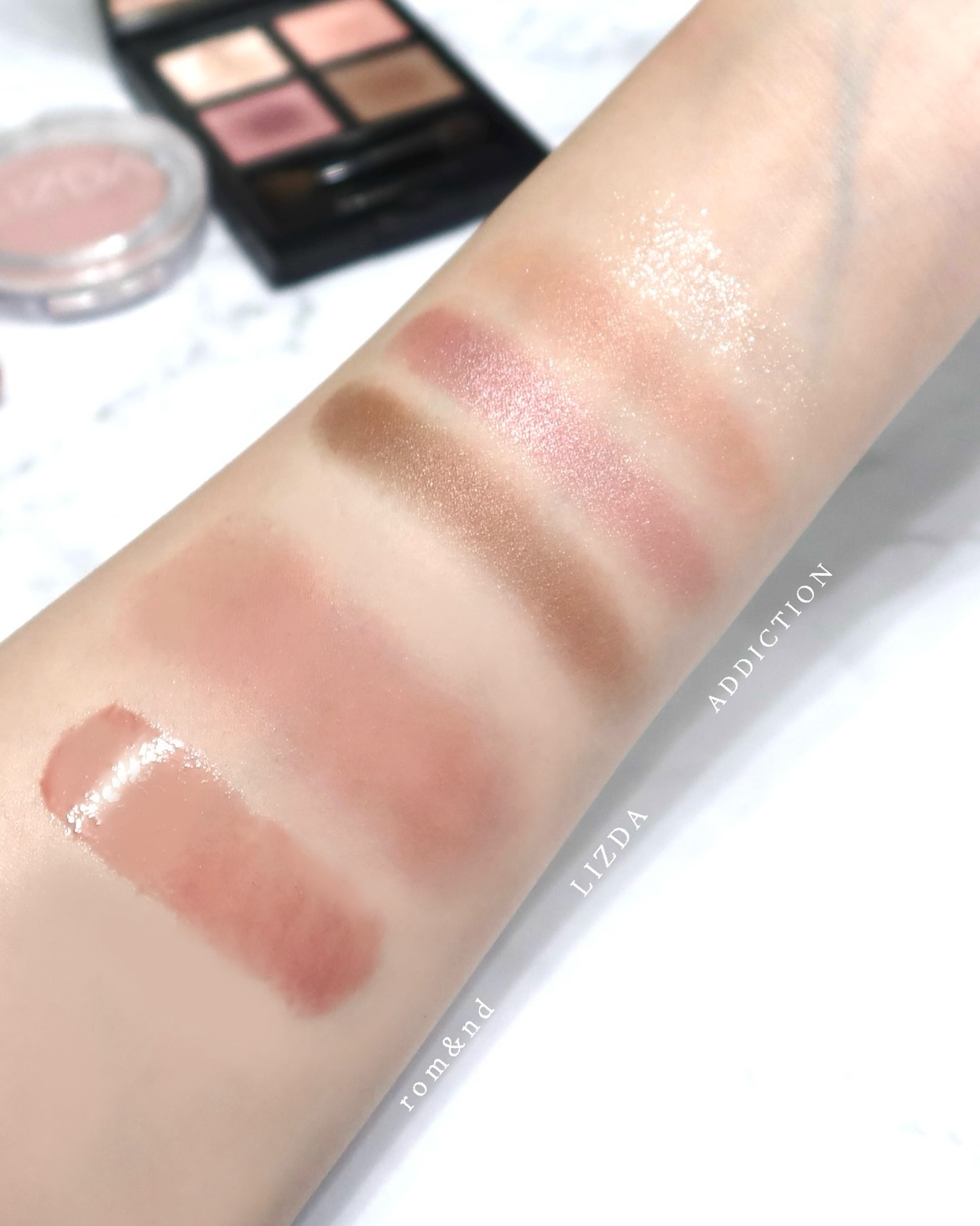 アディクション ザ アイシャドウ パレット + 001 Vintage Tutu/ADDICTION/アイシャドウパレットを使ったクチコミ（3枚目）