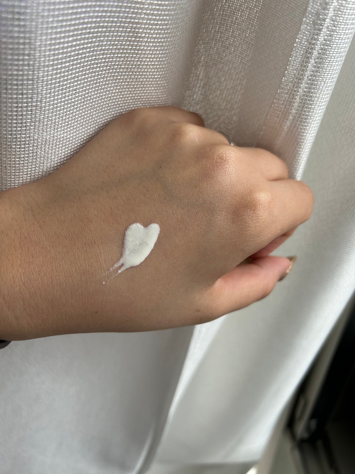 ビオレUV アクアリッチ アクアハイライトローション(水層ハイライトUV)/ビオレ/日焼け止めローションを使ったクチコミ(2枚目)