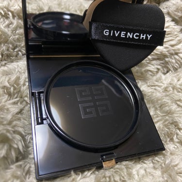 プリズム・リーブル・スキンケアリング・グロウ・クッション/GIVENCHY/クッションファンデーションを使ったクチコミ（3枚目）