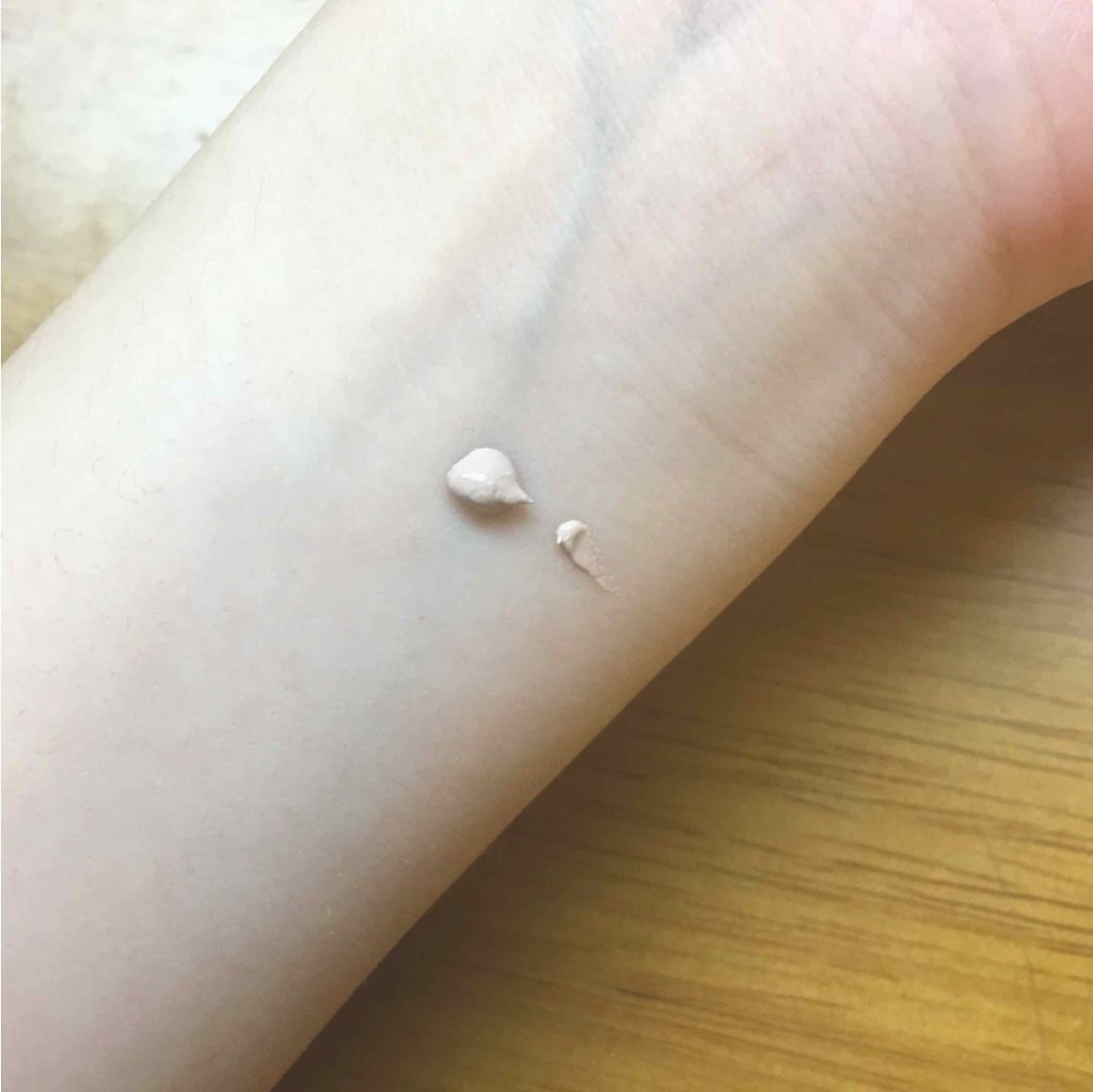 マイルド&モイスチャーアロエジェル/ネイチャーリパブリック/ボディローションを使ったクチコミ(2枚目)