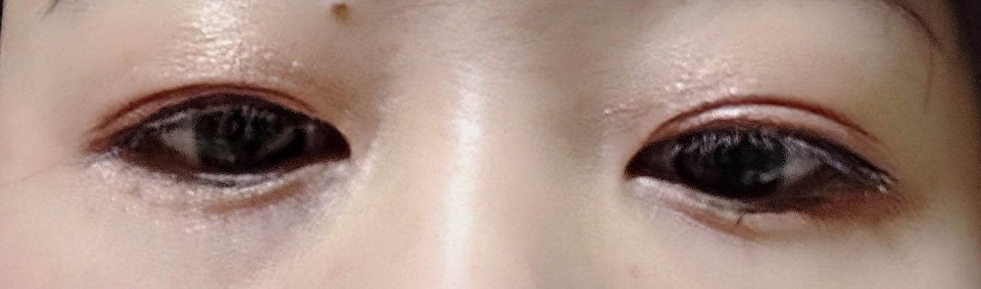 リュクス アイシャドウ クォード グロウ ウィズ ラブ コレクション/BOBBI BROWN/アイシャドウパレットを使ったクチコミ(3枚目)