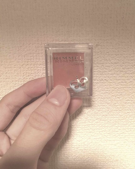 プリズム パウダーアイカラー/リンメル ロンドン/単色アイシャドウを使ったクチコミ(1枚目)