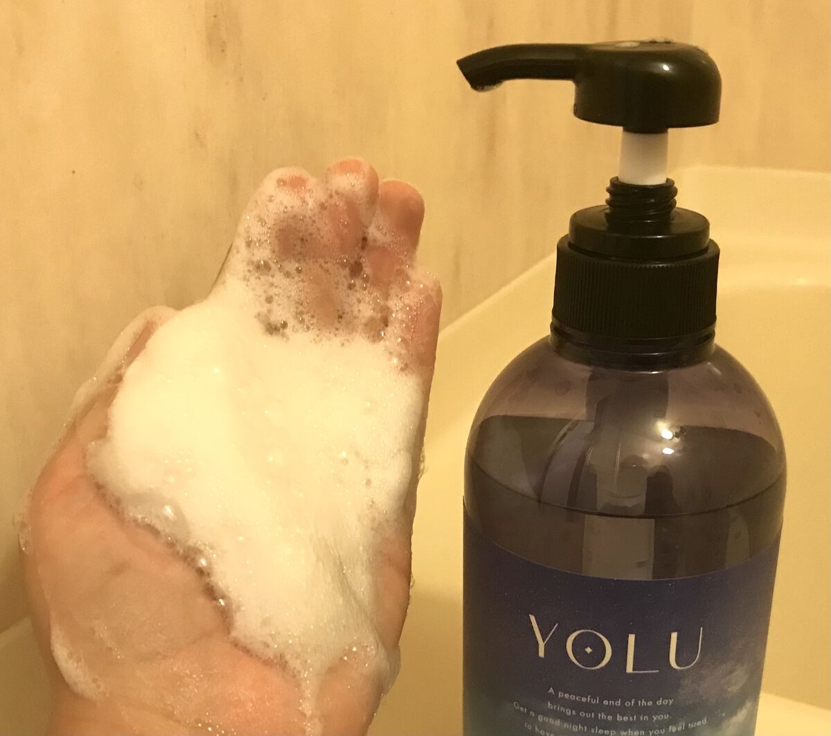 リラックスナイトリペア シャンプー／トリートメント シャンプー本体 475ml/YOLU/市販シャンプーを使ったクチコミ（3枚目）