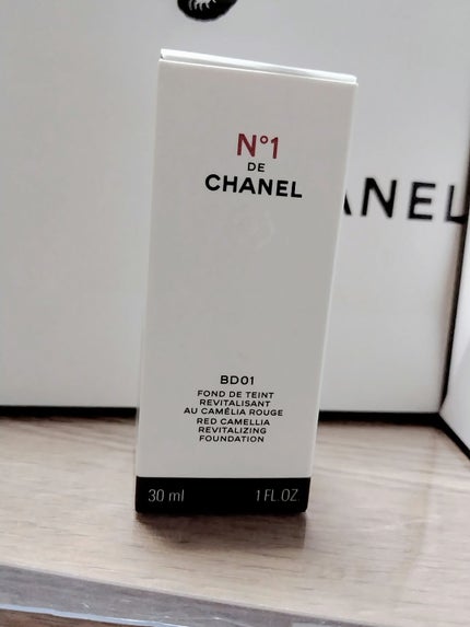 フリュイド ファンデーション N°1 ドゥ シャネル /CHANEL/リキッドファンデーションを使ったクチコミ(2枚目)