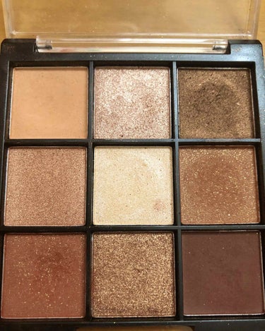 UR GLAM　BLOOMING EYE COLOR PALETTE/U R GLAM/パウダーアイシャドウを使ったクチコミ（1枚目）