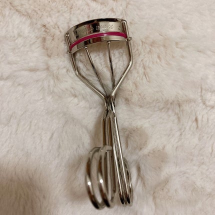 ヒロインメイク アイラッシュカーラー N2のクチコミ「最強ビューラー発見
こんにちは!今回はヒロインメイクのアイラッシュカーラー N2のレビュー.....」(2枚目)